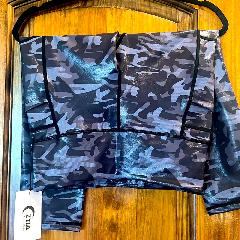 Zyia Hi-Rise Capri